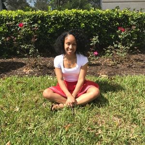 Meet your Posher, Tionee